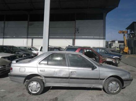 Vehiculo en el desguace: PEUGEOT 405 BERLINA Clim