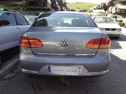 Vehiculo en el desguace: VOLKSWAGEN PASSAT LIM. (362) Exclusive BlueMotion