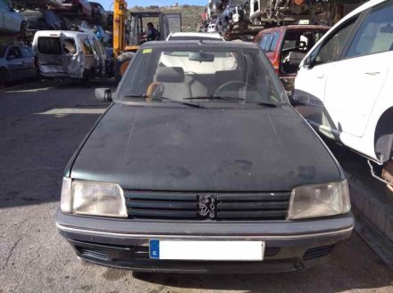 Vehiculo en el desguace: PEUGEOT 205 BERLINA 1.4 Mito