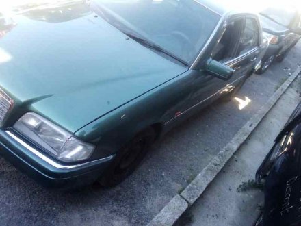 Vehiculo en el desguace: MERCEDES-BENZ CLASE C (W202) BERLINA 180 (202.018)