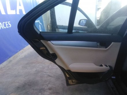 Vehiculo en el desguace: MERCEDES-BENZ CLASE C (W204) BERLINA 2.1 CDI CAT