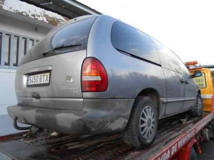 Vehiculo en el desguace: CHRYSLER VOYAGER (GS) 2.5 TD Family