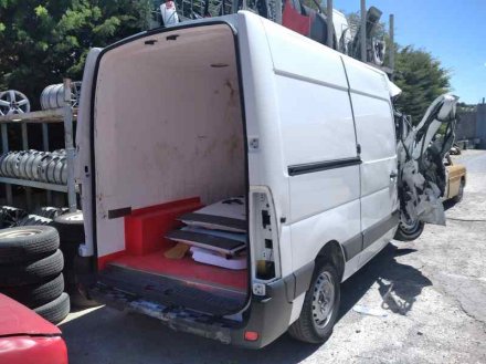 Vehiculo en el desguace: RENAULT MASTER KIPPER DOKA L3H1 3,5t