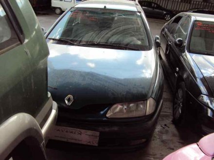 Vehiculo en el desguace: RENAULT LAGUNA GRANDTOUR (K56) 2.2 dT RT Concorde