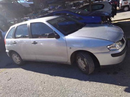 Vehiculo en el desguace: SEAT IBIZA (6K) Básico