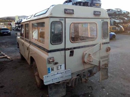 Vehiculo en el desguace: LAND ROVER SANTANA 109