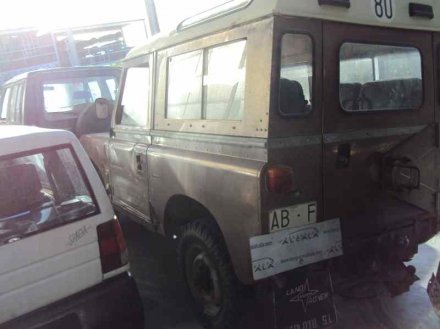 Vehiculo en el desguace: LAND ROVER SANTANA 88