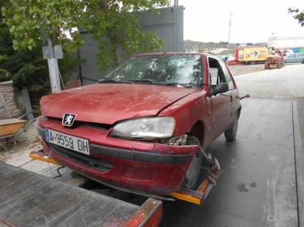 Vehiculo en el desguace: PEUGEOT 106 (S2) Kid