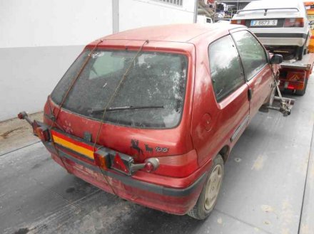 Vehiculo en el desguace: PEUGEOT 106 (S2) Kid