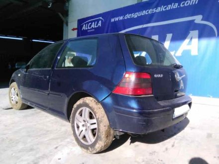 Vehiculo en el desguace: VOLKSWAGEN GOLF IV BERLINA (1J1) Básico