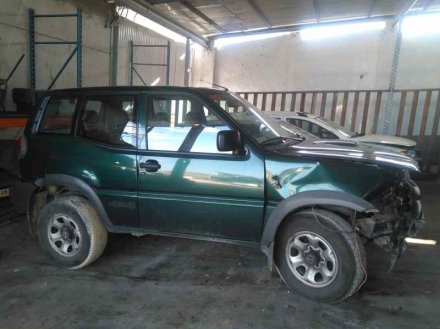 Vehiculo en el desguace: NISSAN TERRANO/TERRANO.II (R20) SE (3-ptas.)