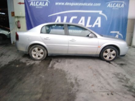 Vehiculo en el desguace: OPEL VECTRA C BERLINA 2.0 DTI