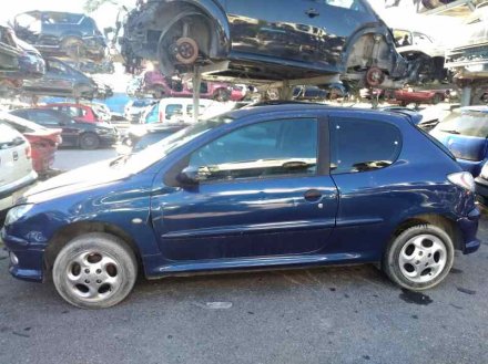 Vehiculo en el desguace: PEUGEOT 206 BERLINA XS