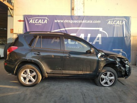 Vehiculo en el desguace: TOYOTA RAV 4 (A3) Executive