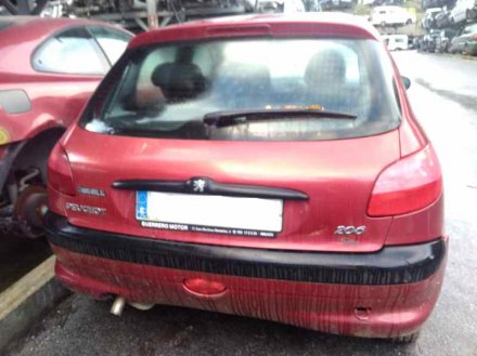 Vehiculo en el desguace: PEUGEOT 206 BERLINA XR