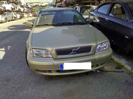 Vehiculo en el desguace: VOLVO S40 BERLINA 1.9 D+ (85kW)