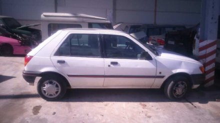 Vehiculo en el desguace: FORD FIESTA BERL./COURIER Surf