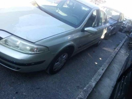 Vehiculo en el desguace: RENAULT LAGUNA II (BG0) Authentique