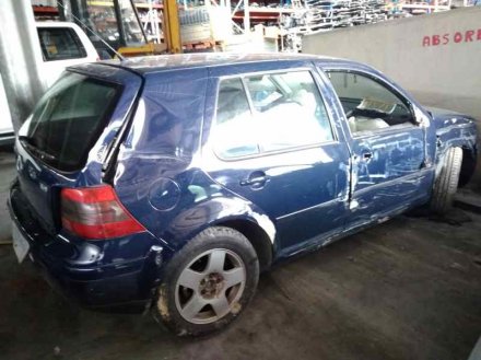 Vehiculo en el desguace: VOLKSWAGEN GOLF IV BERLINA (1J1) Básico