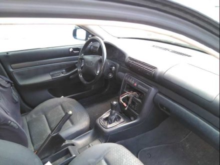 Vehiculo en el desguace: AUDI A4 BERLINA (B5) 1.9 TDI