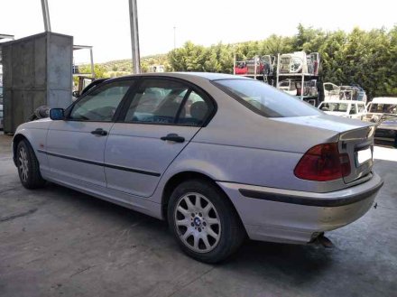 Vehiculo en el desguace: BMW SERIE 3 BERLINA (E46) 320d