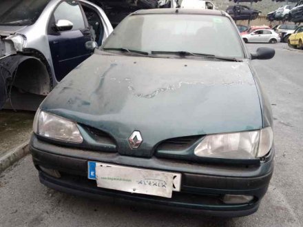 Vehiculo en el desguace: RENAULT MEGANE I CLASSIC (LA0) 1.6e RN