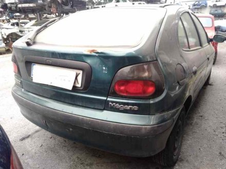 Vehiculo en el desguace: RENAULT MEGANE I CLASSIC (LA0) 1.6e RN