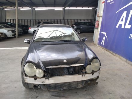 Vehiculo en el desguace: MERCEDES-BENZ CLASE C (W203) BERLINA 1.8 CAT