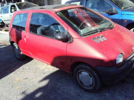 Vehiculo en el desguace: RENAULT TWINGO (CO6) 1.2 (C066/67/68)