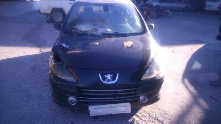 Vehiculo en el desguace: PEUGEOT 307 BERLINA (S2) XSI