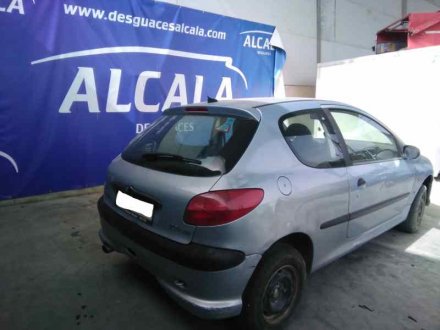 Vehiculo en el desguace: PEUGEOT 206 BERLINA XS