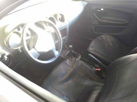 Vehiculo en el desguace: SEAT IBIZA (6L1) Hit