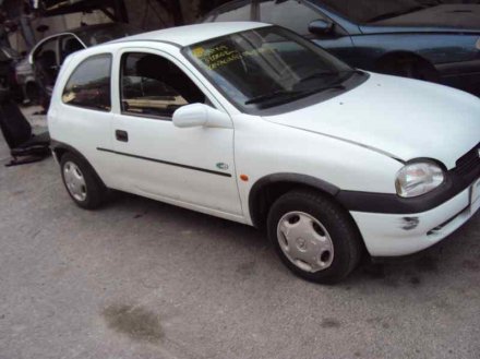 Vehiculo en el desguace: OPEL CORSA B Top 100