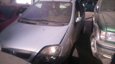 Vehiculo en el desguace: RENAULT SCENIC (JA..) 1.9 DCI Authentique