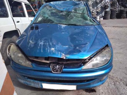 Vehiculo en el desguace: PEUGEOT 206 BERLINA XT