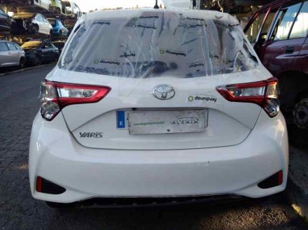 Vehiculo en el desguace: TOYOTA YARIS Active