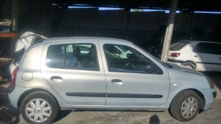 Vehiculo en el desguace: RENAULT CLIO II FASE II (B/CB0) Authentique