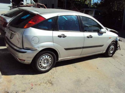 Vehiculo en el desguace: FORD FOCUS BERLINA (CAK) Ambiente