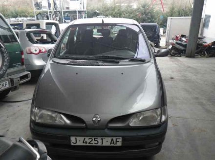 Vehiculo en el desguace: RENAULT MEGANE I SCENIC (JA0) 1.6e Alize