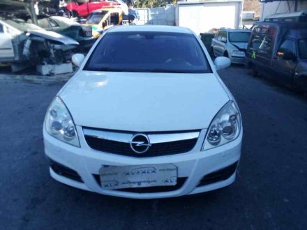 Vehiculo en el desguace: OPEL VECTRA C BERLINA Cosmo