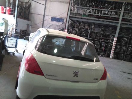 Vehiculo en el desguace: PEUGEOT 308 Confort