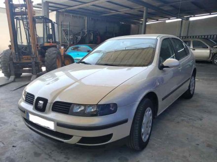 Vehiculo en el desguace: SEAT LEON (1M1) Signo