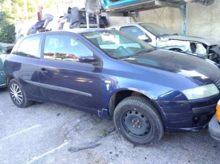 Vehiculo en el desguace: FIAT STILO (192) 1.2 16V