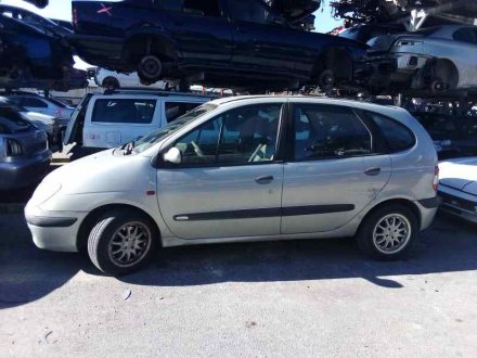 Vehiculo en el desguace: RENAULT SCENIC (JA..) 1.9 DCI Authentique