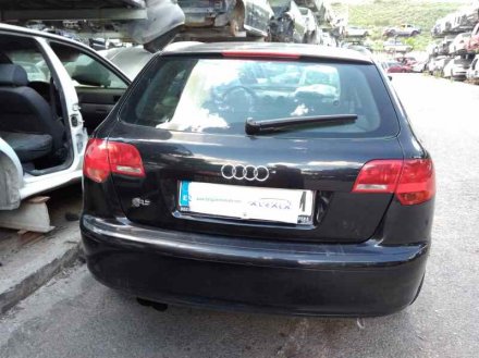 Vehiculo en el desguace: AUDI A3 (8P) 2.0 TDI Ambiente