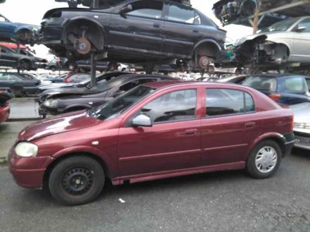 Vehiculo en el desguace: OPEL ASTRA G BERLINA Club