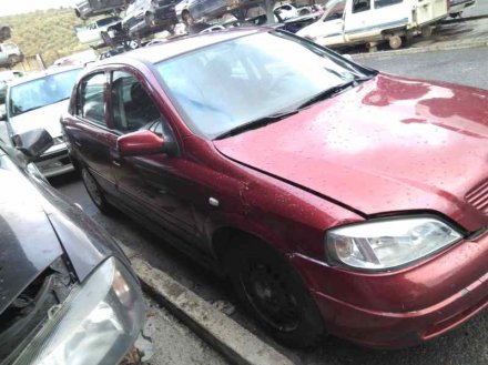Vehiculo en el desguace: OPEL ASTRA G BERLINA Club