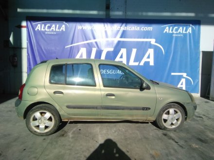 Vehiculo en el desguace: RENAULT CLIO II FASE II (B/CB0) Authentique