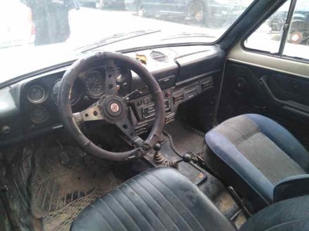 Vehiculo en el desguace: LADA NIVA ( 2121 / 21213 / 21214 / 21215 ) Basis