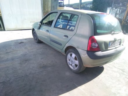 Vehiculo en el desguace: RENAULT CLIO II FASE II (B/CB0) Authentique